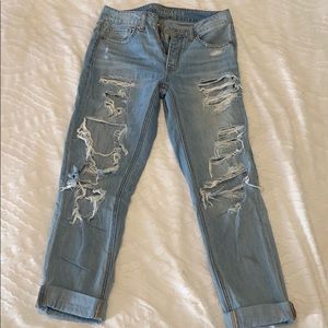 American eagle ripped jeans